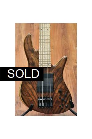 Fodera Emperor 5 Deluxe Fodera Emperor 5 Deluxe